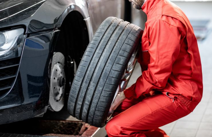 Mobile Tyre Services in Sharjah